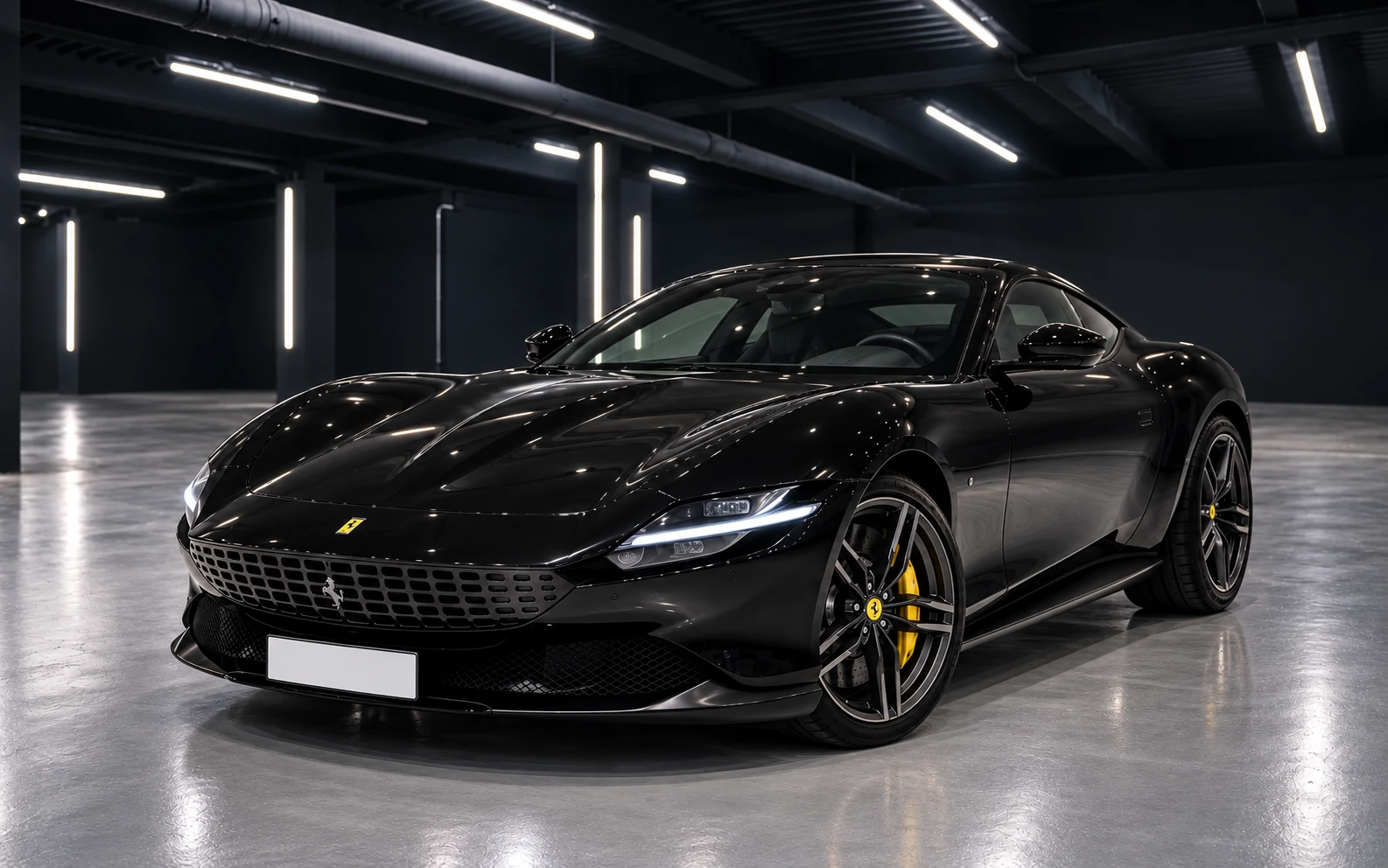 Noleggio Ferrari Roma Coupé Nero a Taormina | Rial Rent