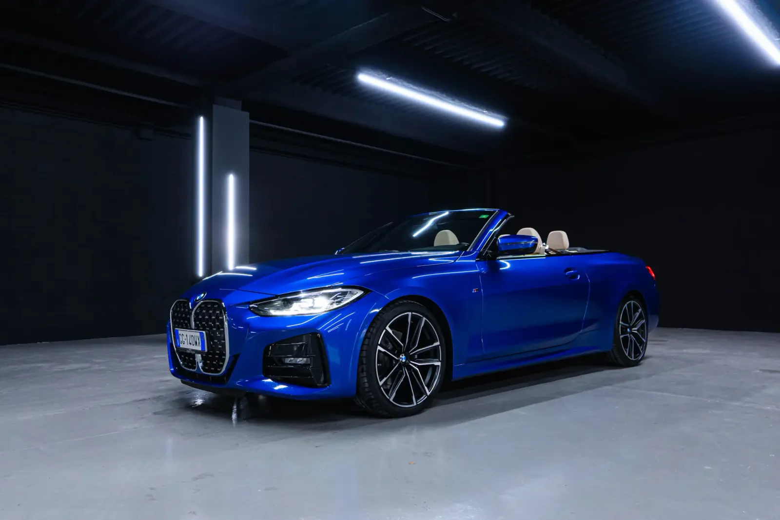 Noleggio BMW Serie 4 Coupé 2023 Blu a Taormina | Rial Rent