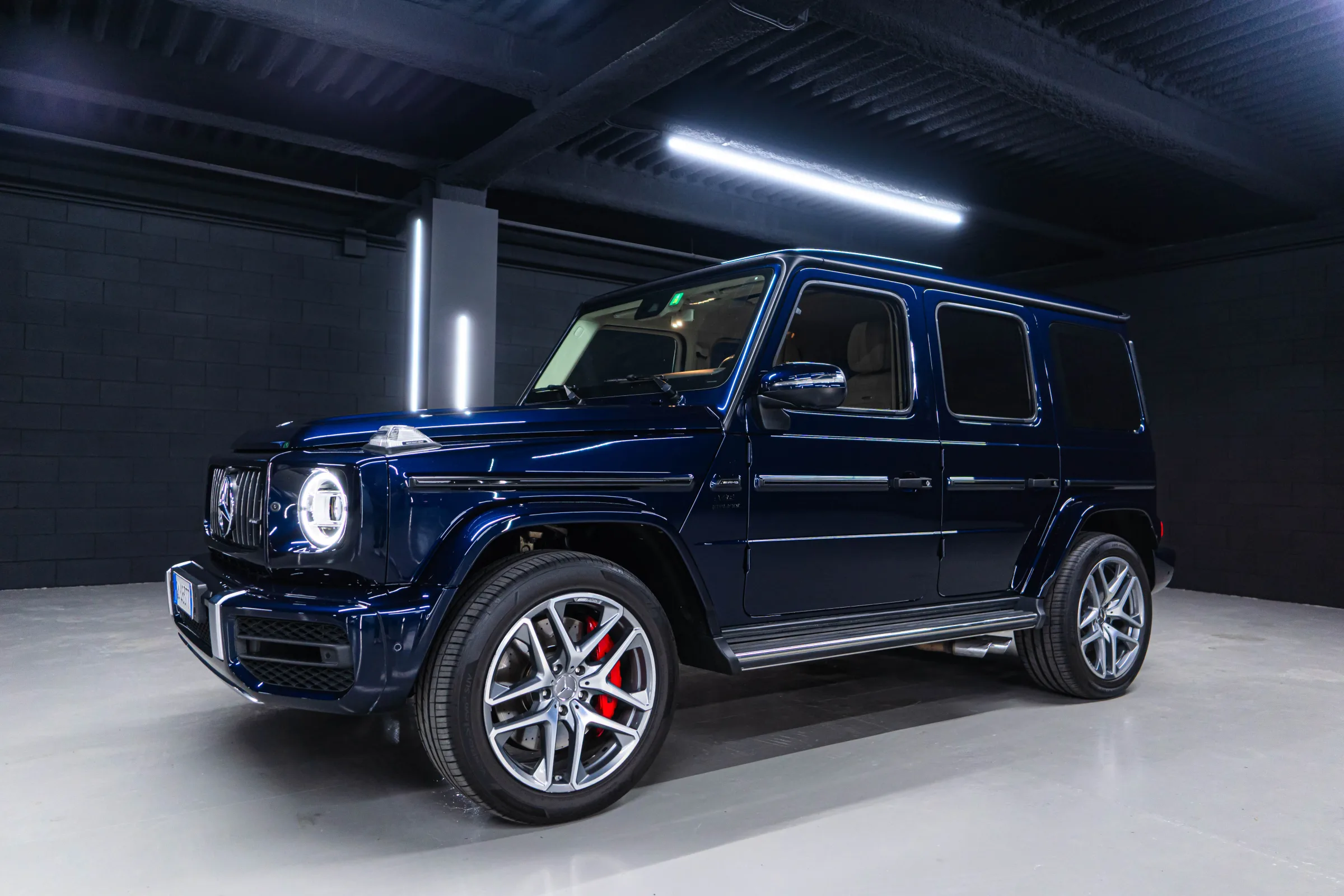 Noleggio Mercedes G63 2019 Nero a Taormina | Rial Rent